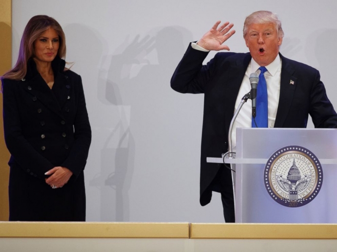 Tổng thống đắc cử Trump gây sốc tại bu