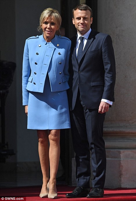 Tổng thống đắc cử Emmanuel Macron cùng Ph