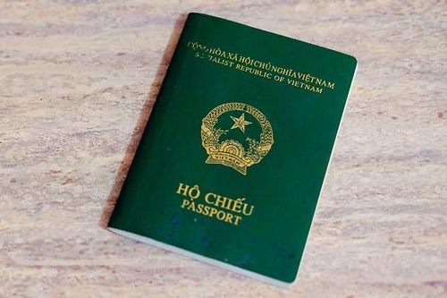 Đại sứ qu&aacute;n Đức khuyến nghị, c&ocirc;ng d&acirc;n V