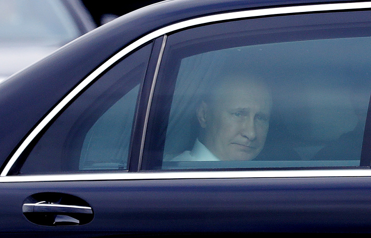 Xe ô tô chở Tổng thống Nga Vladimir Putin