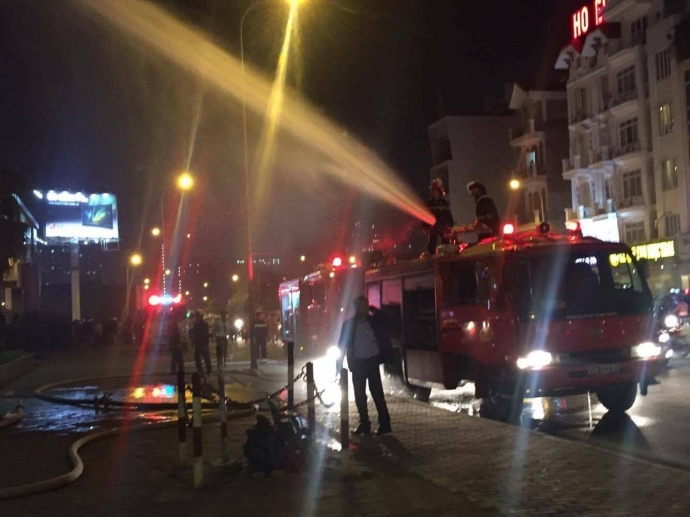 ch&aacute;y mầm non