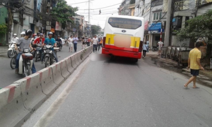 xe bu&yacute;t c&aacute;n chết người