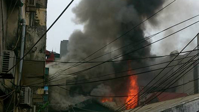 ch&aacute;y nh&agrave; h&agrave; nội