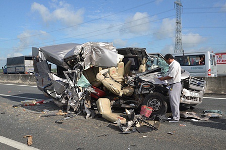 tai nạn giao th&ocirc;ng