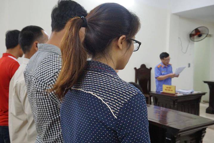 tử t&ugrave; thọ sứt trốn biệt giam