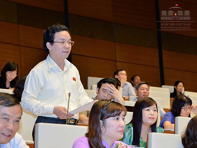 ĐB Ho&agrave;ng Văn Cường