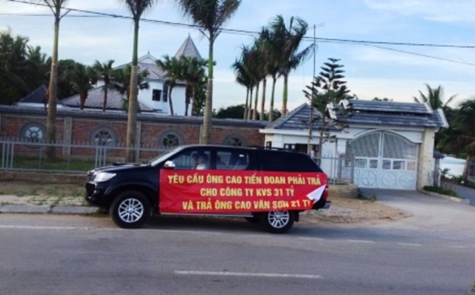 C&ocirc;ng- an- khởi- tố- vụ- mang- xe- căng- băng- r&ocirc;n-