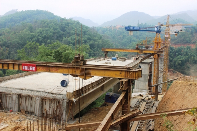 Thanh -H&oacute;a -th&uacute;c- tiến- độ- c&aacute;c- dự- &aacute;n- đường- mi