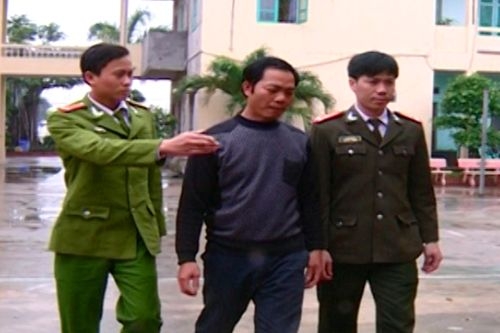 Chặn- đứng- 3- xe- &ocirc;- t&ocirc;- chở- 47- người- đi- sang