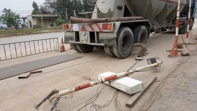 Trạm- c&acirc;n- tải- trọng- lưu- động- Thanh- H&oacute;-a lại-