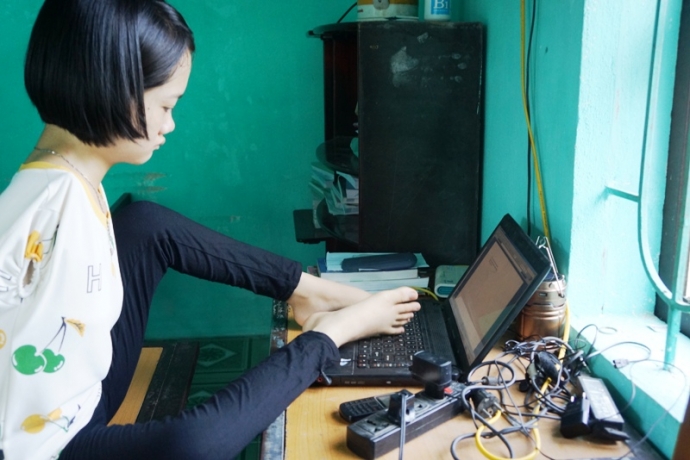 Gặp- nữ- sinh- Thanh- H&oacute;a- viết- ước- mơ- tr&ecirc;n- đ&ocirc;