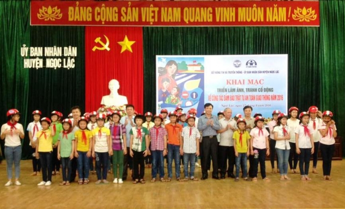 Tuy&ecirc;n- truyề-n phổ- biến- luật- ATGT- kh&ocirc;ng- đượ-c