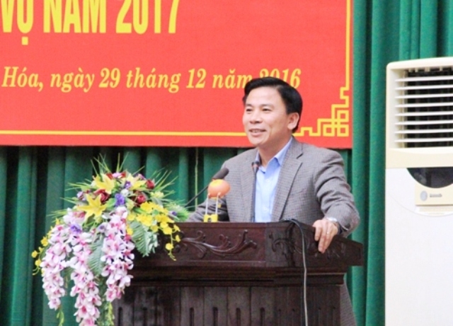 Tu&yacute;t- c&ograve;i- cơ- sở- ph&aacute;t- h&agrave;n-h v&agrave;- trang- th&ocirc;ng -t