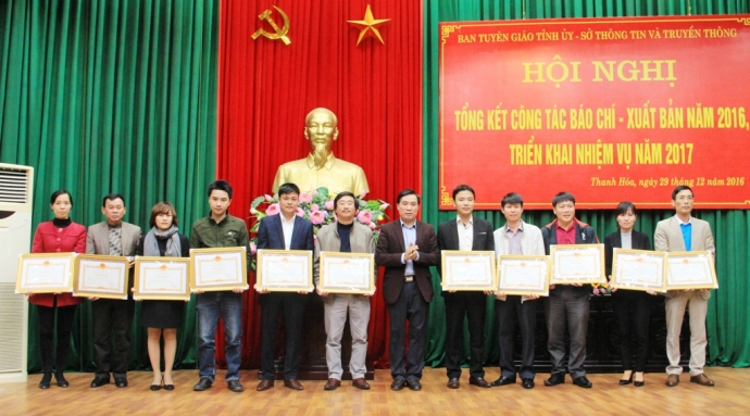 Tu&yacute;t- c&ograve;i- cơ- sở- ph&aacute;t- h&agrave;n-h v&agrave;- trang- th&ocirc;ng -t