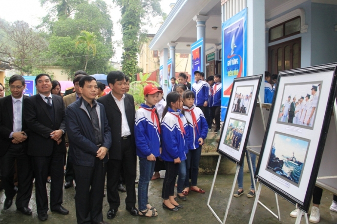 Triển -lãm- bản- đồ -tư- liệu -Hoàng- Sa- Trường-