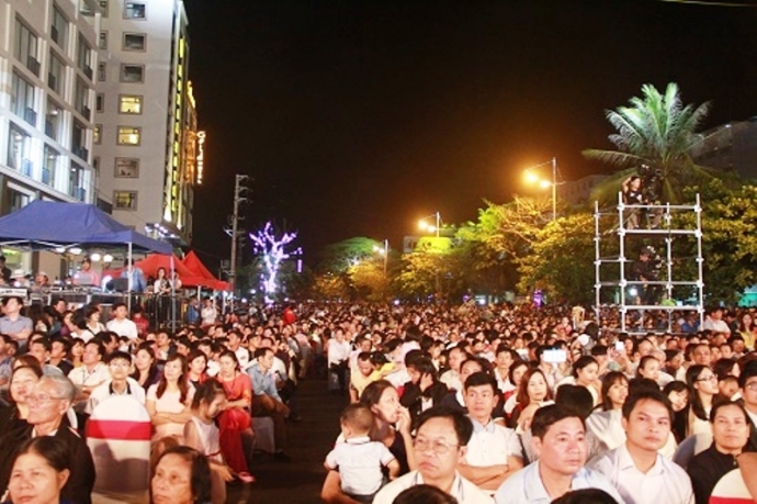 Sầm- Sơn- sớm- l&agrave; -th&agrave;nh- phố- du -lịch -trọng- đi