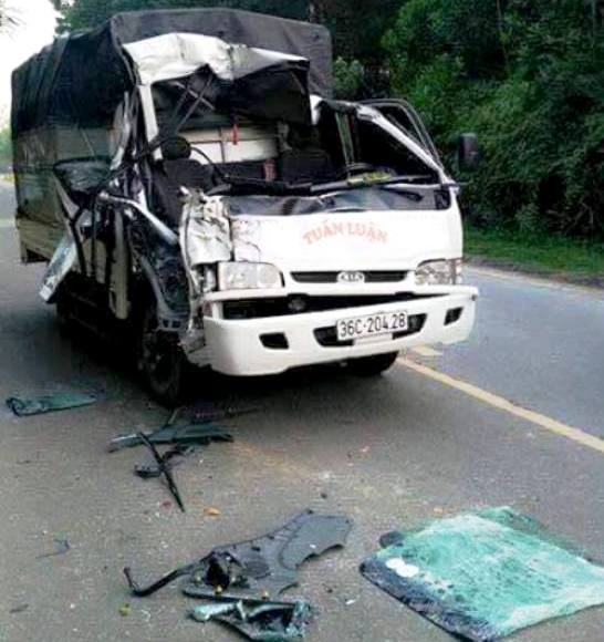 Một- chiến- sĩ- C&ocirc;ng- an- tử- vong- sau- TNGT (1)