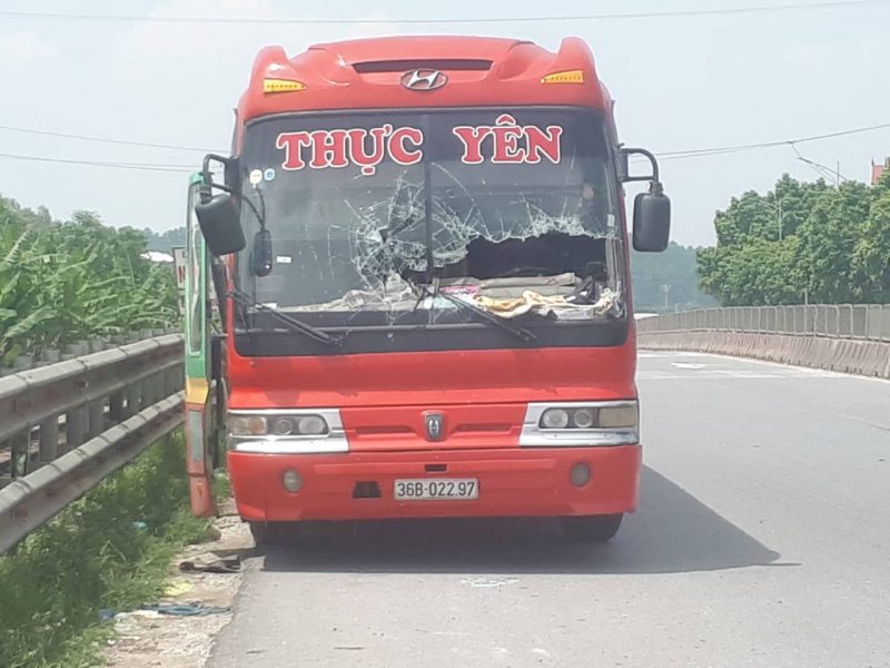 39760781_272555930051277_1202343461353684992_n