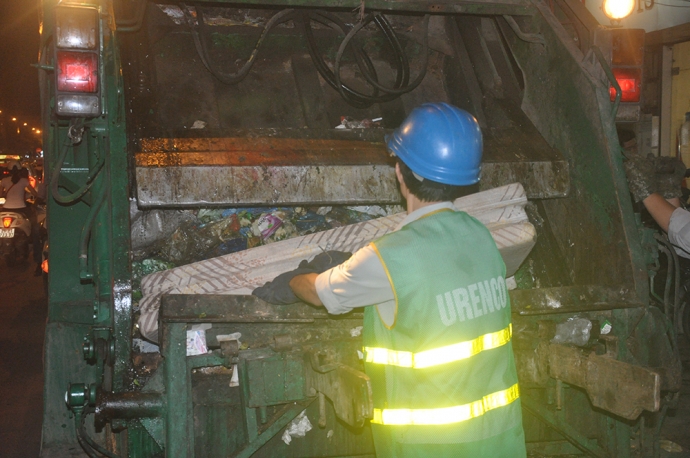 8 R&aacute;c thải kh&ocirc;ng chỉ được cho v&agrave;o t&uacute;i nilon m&agrave; r&aacute;c