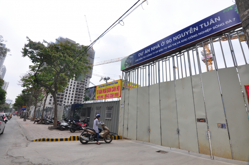 3 B&ecirc;n cạnh những c&ocirc;ng tr&igrave;nh đang ho&agrave;n thiện, vẫn c