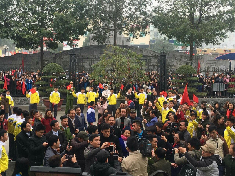 27535230_851687381668101_1491340652_o