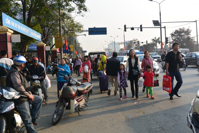 ha-noi-hanh-khach-bat-dau-do-don-ve-cac-ben-xe2