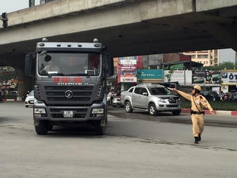 093753_xe-tai-vi-pham