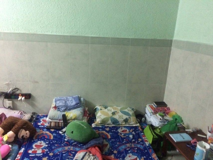 bạn đồng t&iacute;nh 2