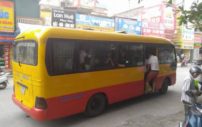 xe-linh-yen-nhoi-khach-2-1047