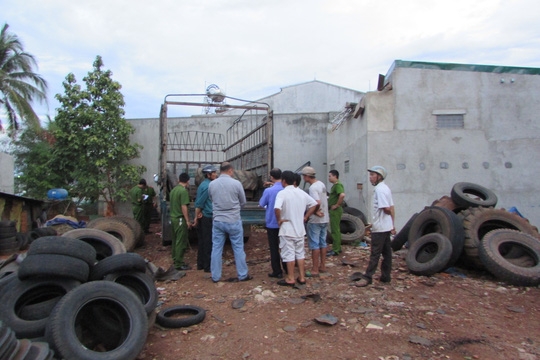 keo-dien-ra-han-xe-1-nguoi-bi-dien-giat-tu-vong