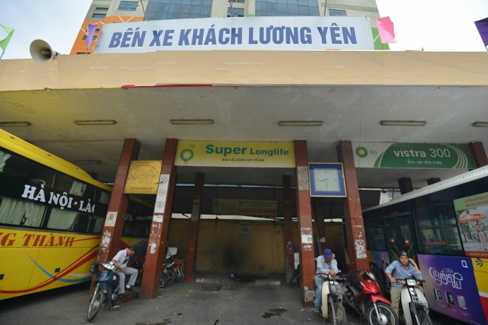 Ben xe Luong Yen 2 (2)