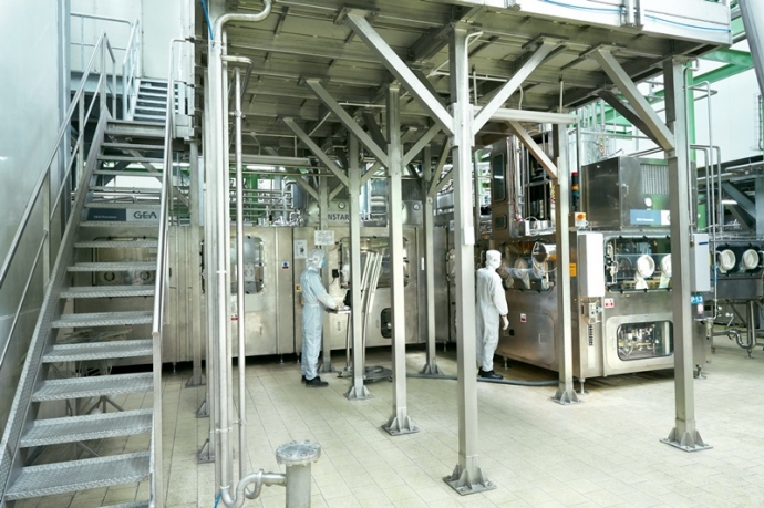 Ph&ograve;ng chiết v&ocirc; tr&ugrave;ng lu&ocirc;n đảm bảo ti&ecirc;u chuẩn sạch 