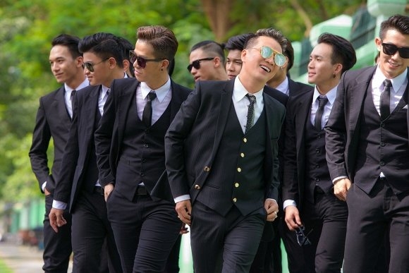 thoi-tiet-dep-nguoi-ha-noi-tap-nap-xuong-pho-mua-d