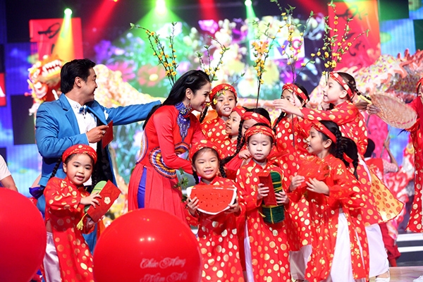 thoi-tiet-dep-nguoi-ha-noi-tap-nap-xuong-pho-mua-d