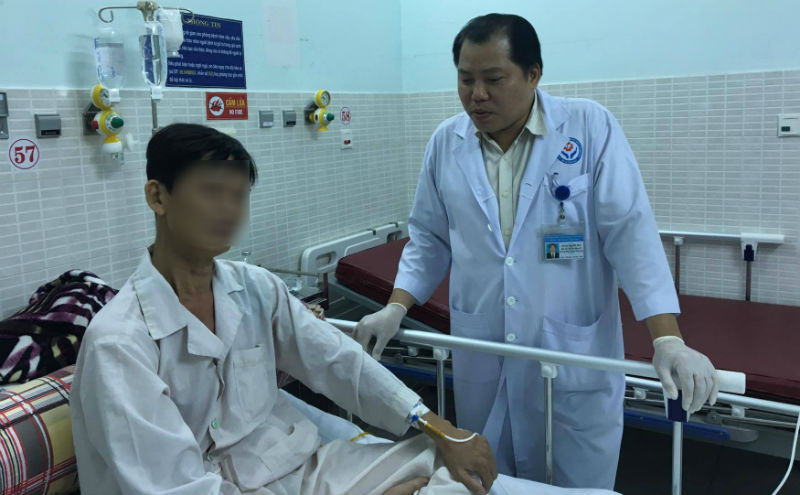 20170713143014-om-vo-sau-chau-nhau-chong-nhap-vien