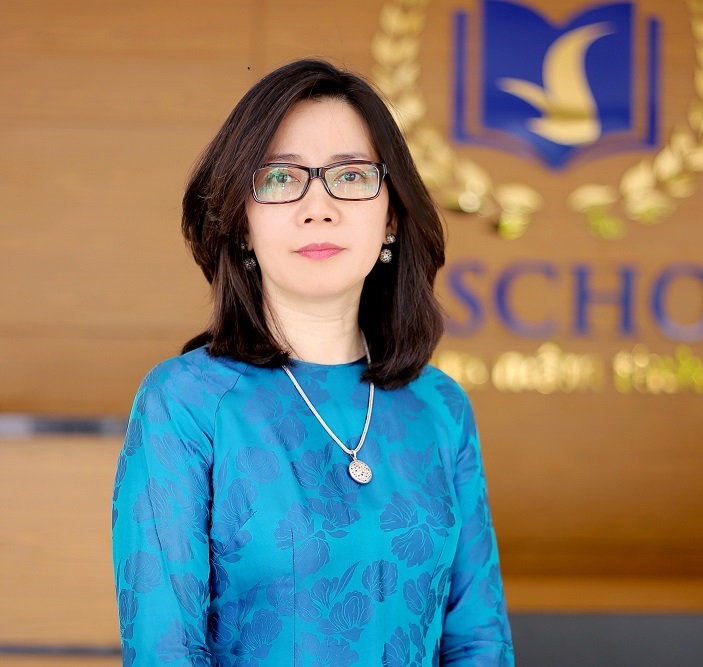 Anh chi Phan Ha Thuy_ resize (1)