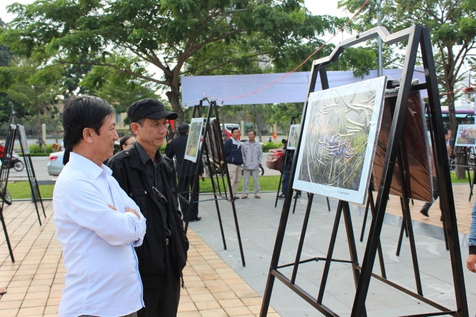 no-nuc-xem-trien-lam-anh-rung-sinh-thai-son-tra-ta