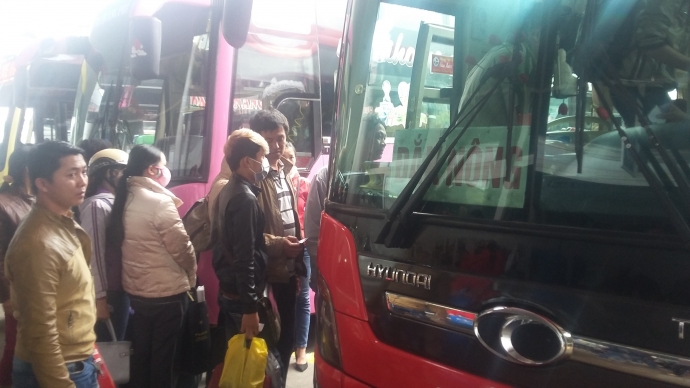 ben-xe-da-nang-phong-ve-diu-hiu-khuon-vien-tat-bat