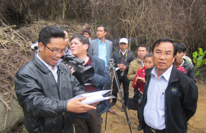 dinh-chi-5-can-bo-kiem-lam-lien-quan-vu-pha-rung-s