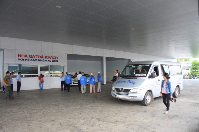 ngam-mo-hinh-ben-xe-dien-tu-kieu-mau-tai-Da-Nang2.