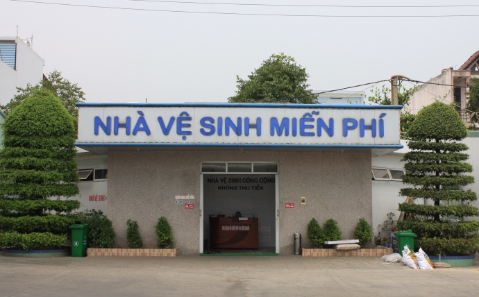 ngam-mo-hinh-ben-xe-dien-tu-kieu-mau-tai-Da-Nang8.