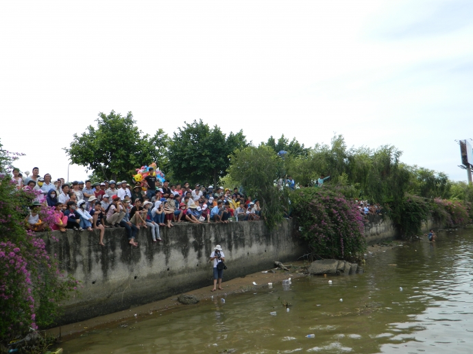 da-nang-soi-dong-giai-dua-thuyen-truyen-thong-tmun