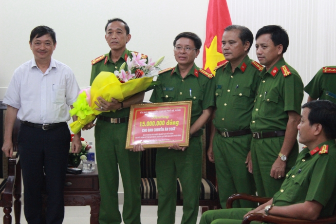 khoi-t-sieu-trom-chuyen-dot-nhap-khach-san-tai-da-