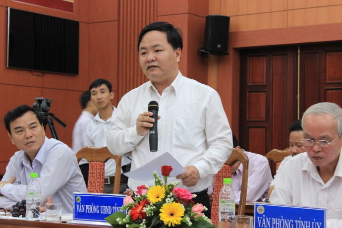 quang-nam-van-khang-dinh-nha-may-thep-khong-gay-o-