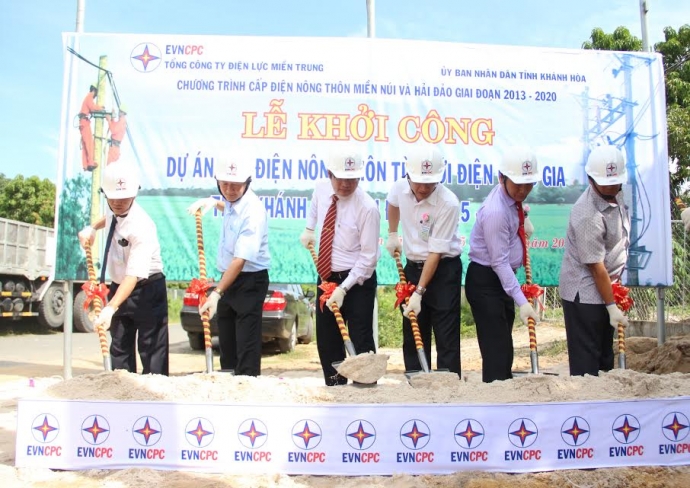 hon-146-ty-dong-phu-song-dien-luoi-vung-nong-thon-