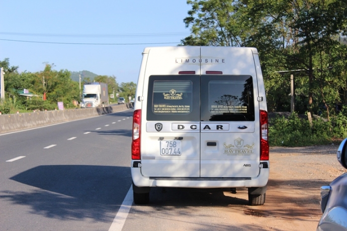 xe tr&aacute; h&igrave;nh1