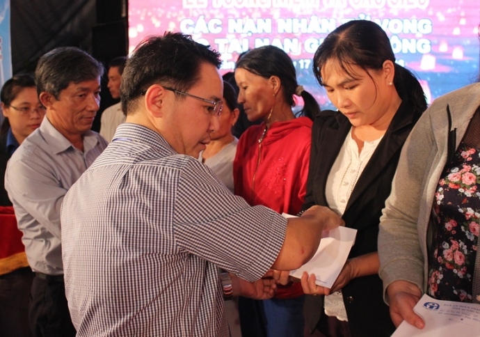 cầu si&ecirc;u TNGT Quảng Ng&atilde;i2