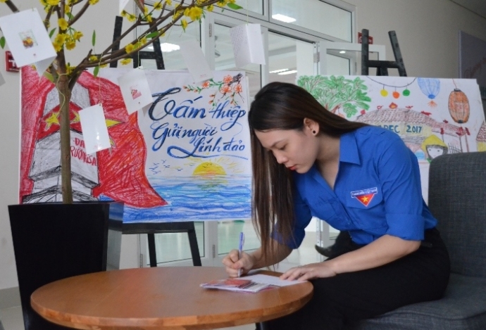 Đ&ocirc;ng &Aacute; (4)