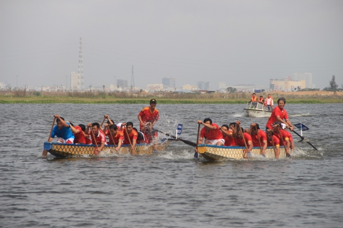 đua thuyền (8)