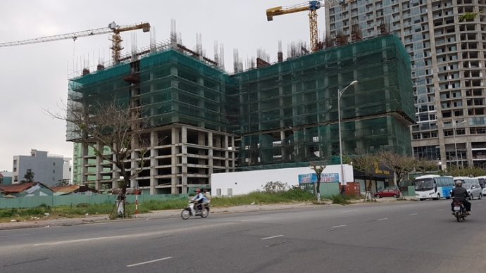 c&ocirc;ng tr&igrave;nh kh&ocirc;ng ph&eacute;p (2)